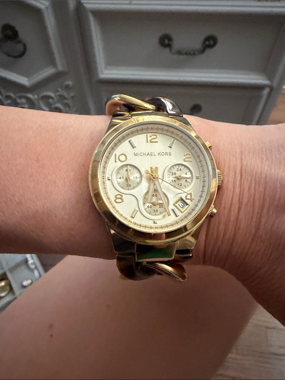 Michael Kors Gold and Cream Women's Chain-Link Tortoise Chronograph Watch